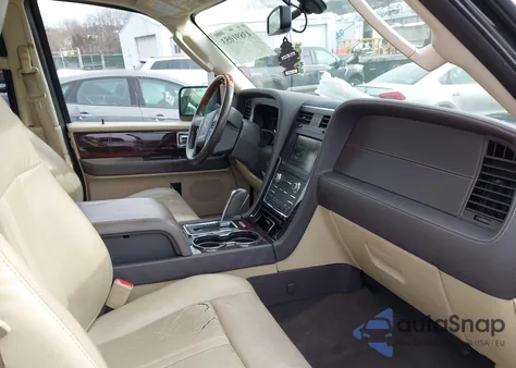 2015 Lincoln Navigator из США, поврежденный, VIN 5LMJJ2JT8FEJ07856